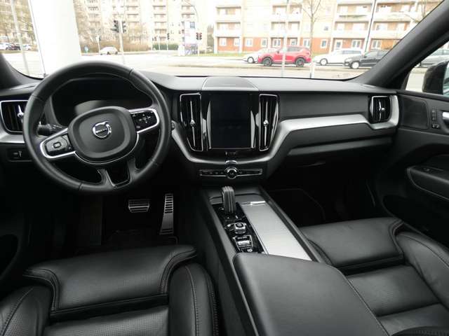 Volvo  B6 (Benzin) AWD R-Design (EURO 6d-TEMP) Klima